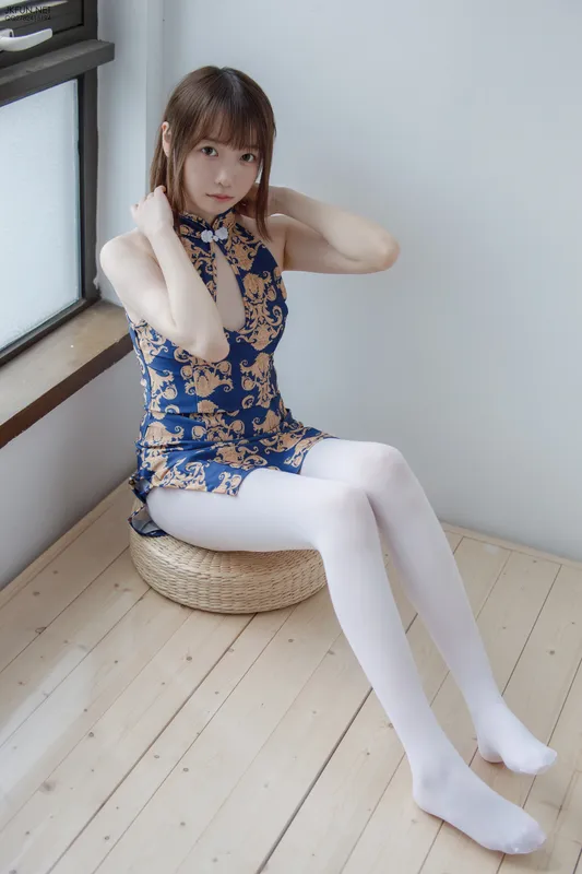 森萝财团 [JKFUN-008] Aika 60D白丝踩酱肉包 [130P 1V]插图6